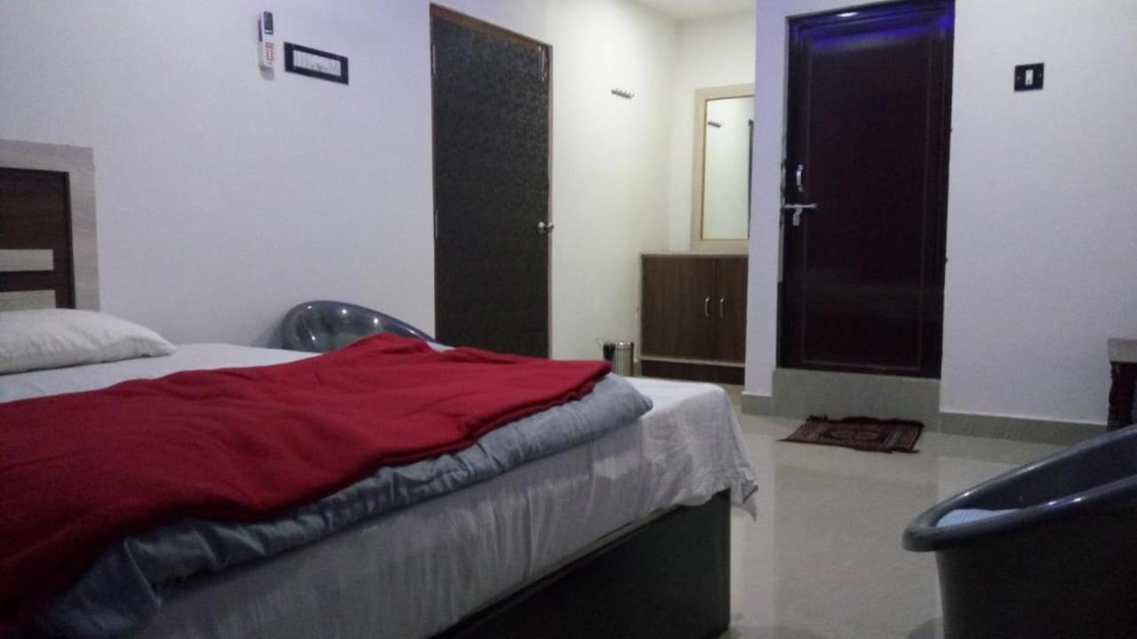 Hotel Vashishta Inn Paderu Dış mekan fotoğraf